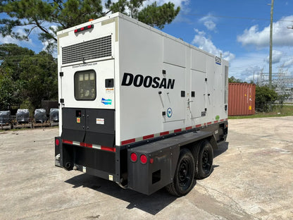 LOW HOUR 2013 Doosan G325 Portable Diesel Generator