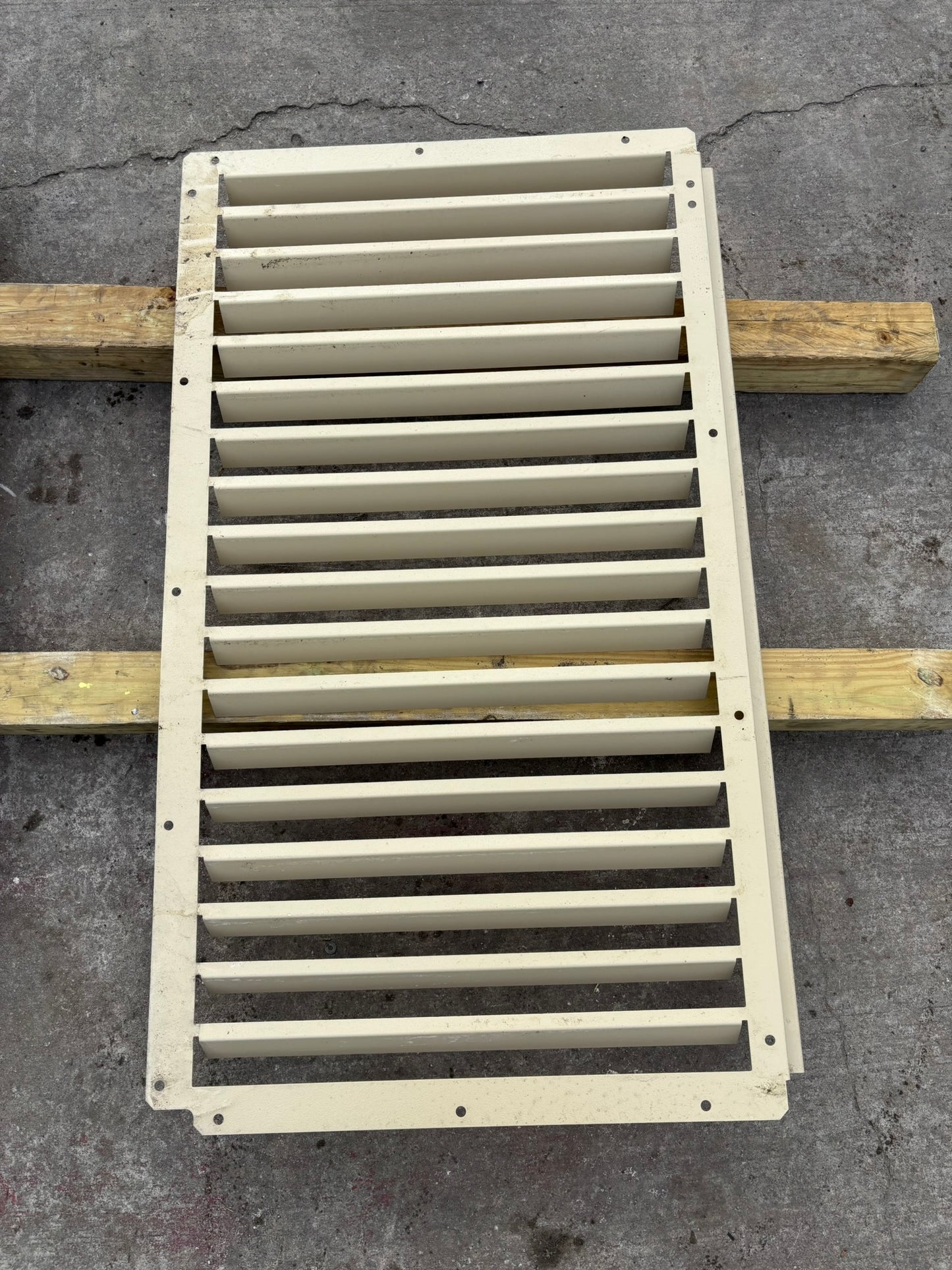 Bobcat/Doosan 22203681GA PANEL SIDE FRONT RIGHT