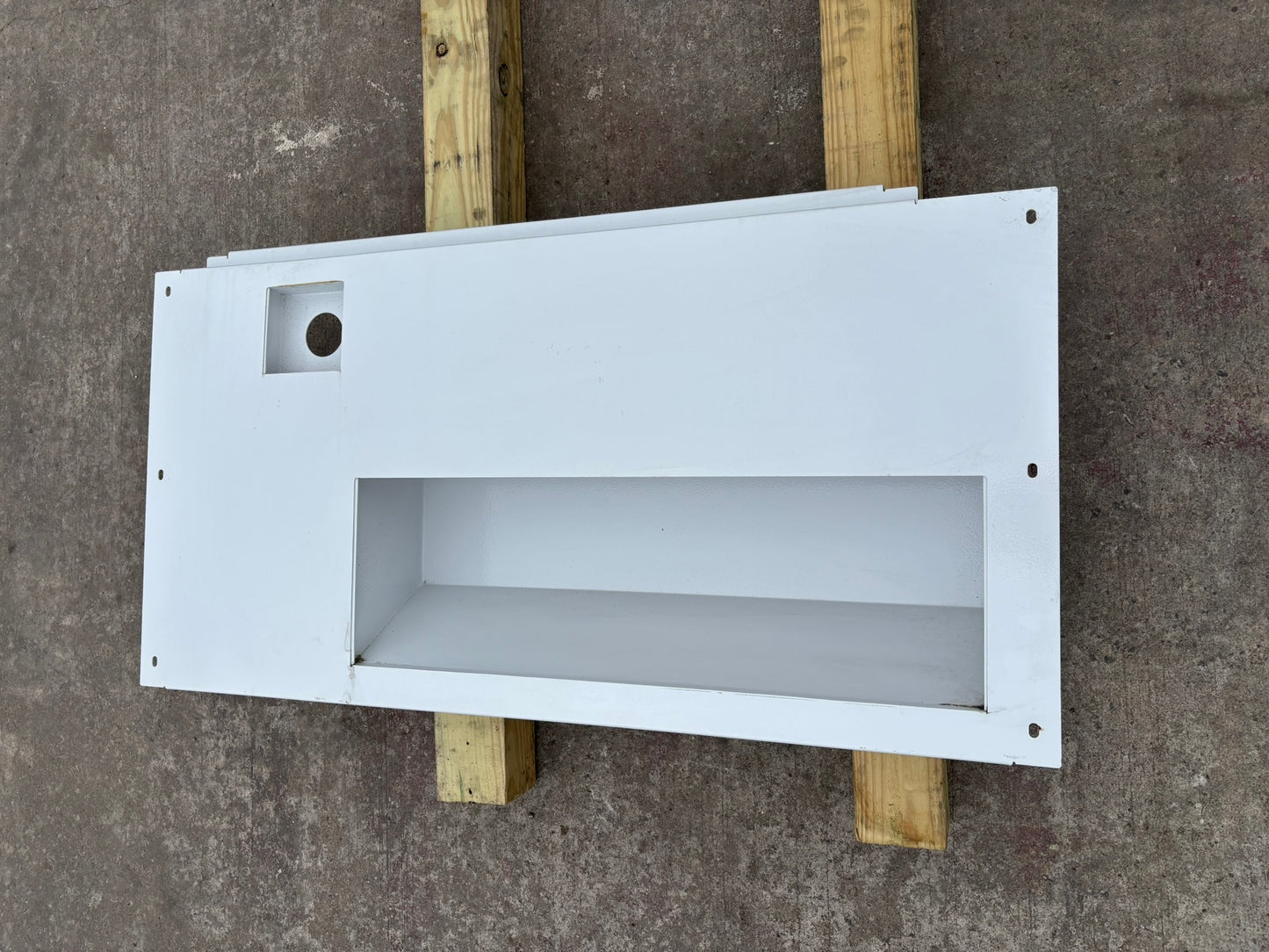 Bobcat/Doosan 46843566GW PANEL REAR INTAKE
