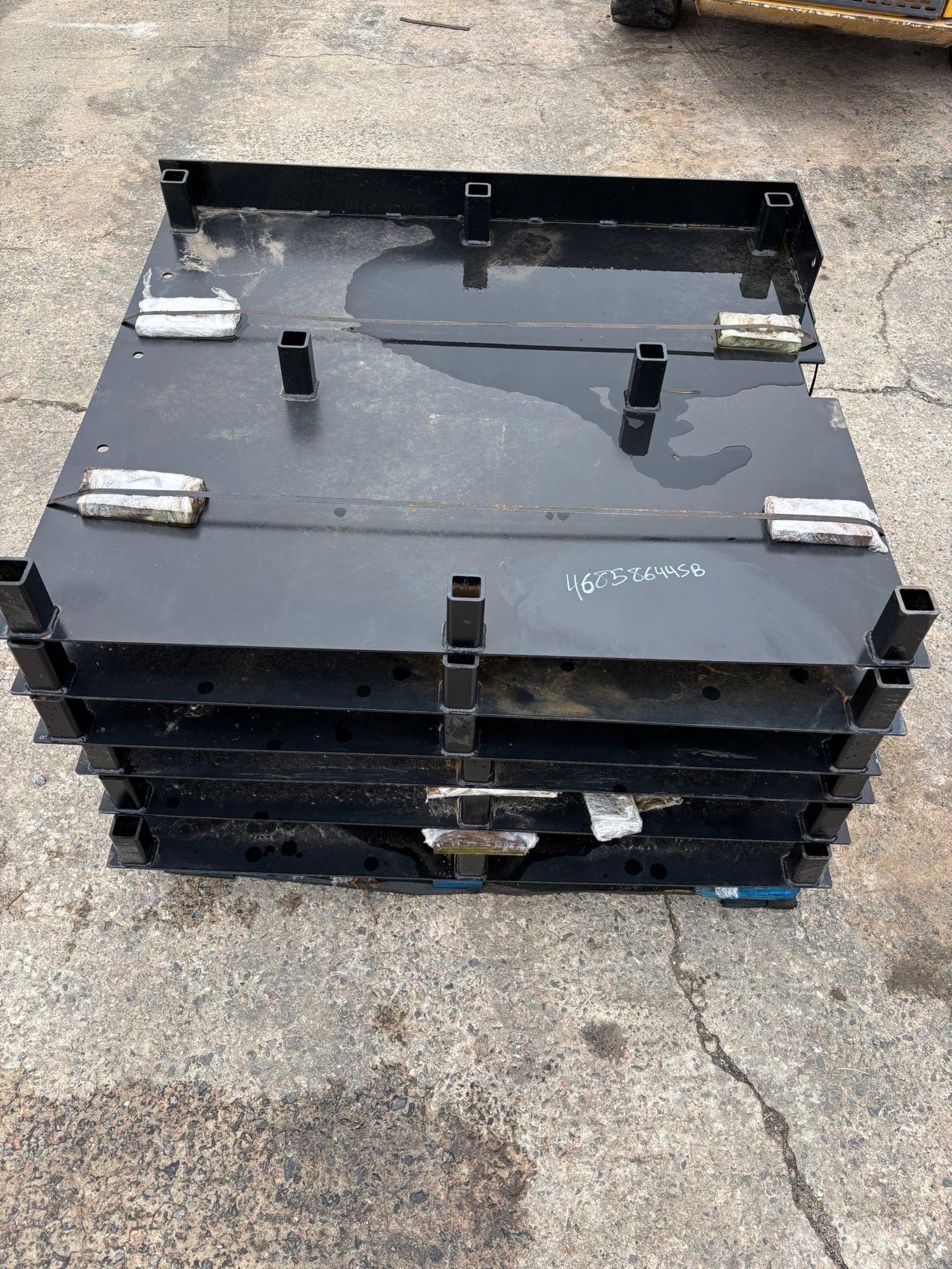 Bobcat/Doosan 46858644SB DECKING REAR SS