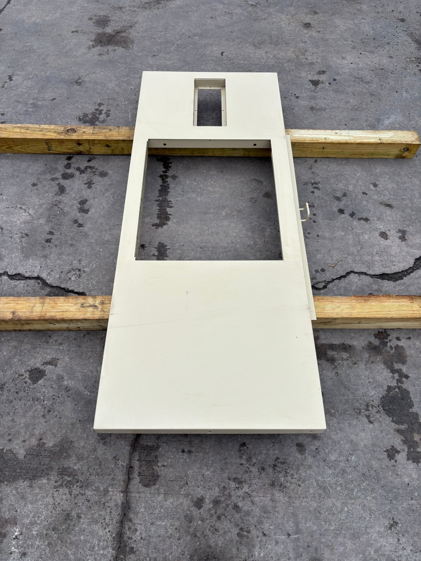 Bobcat/Doosan 54737820 PANEL LEFT RR SIDE
